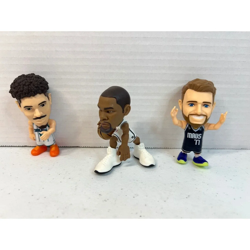 ZURU 5 Surprise NBA Ballers LaMelo Ball Kevin Durant Luka Doncic Figures Lot